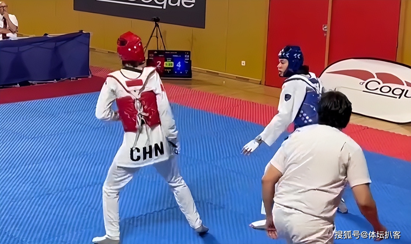 卢森堡击剑选手争取晋级决赛(几几年之前卢森堡一直在德国人手中)