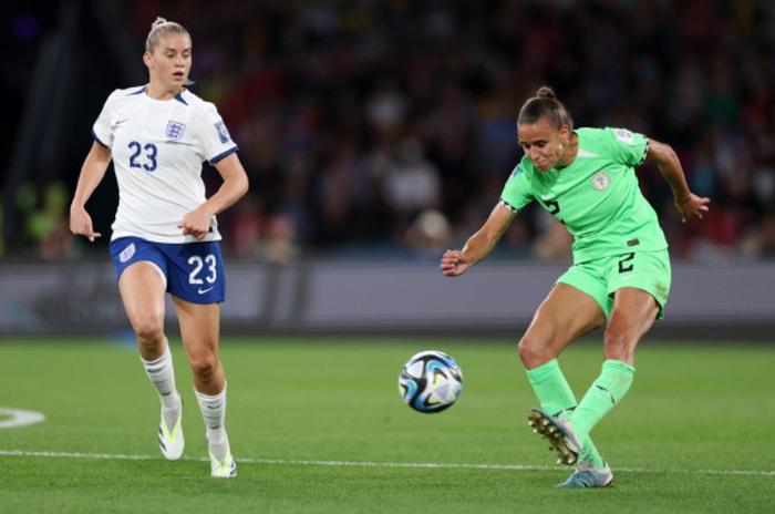 爱尔兰女足意外淘汰英格兰,惊艳泪洒赛场的简单介绍 爱尔兰女足意外淘汰英格兰,惊艳泪洒赛场的简单介绍