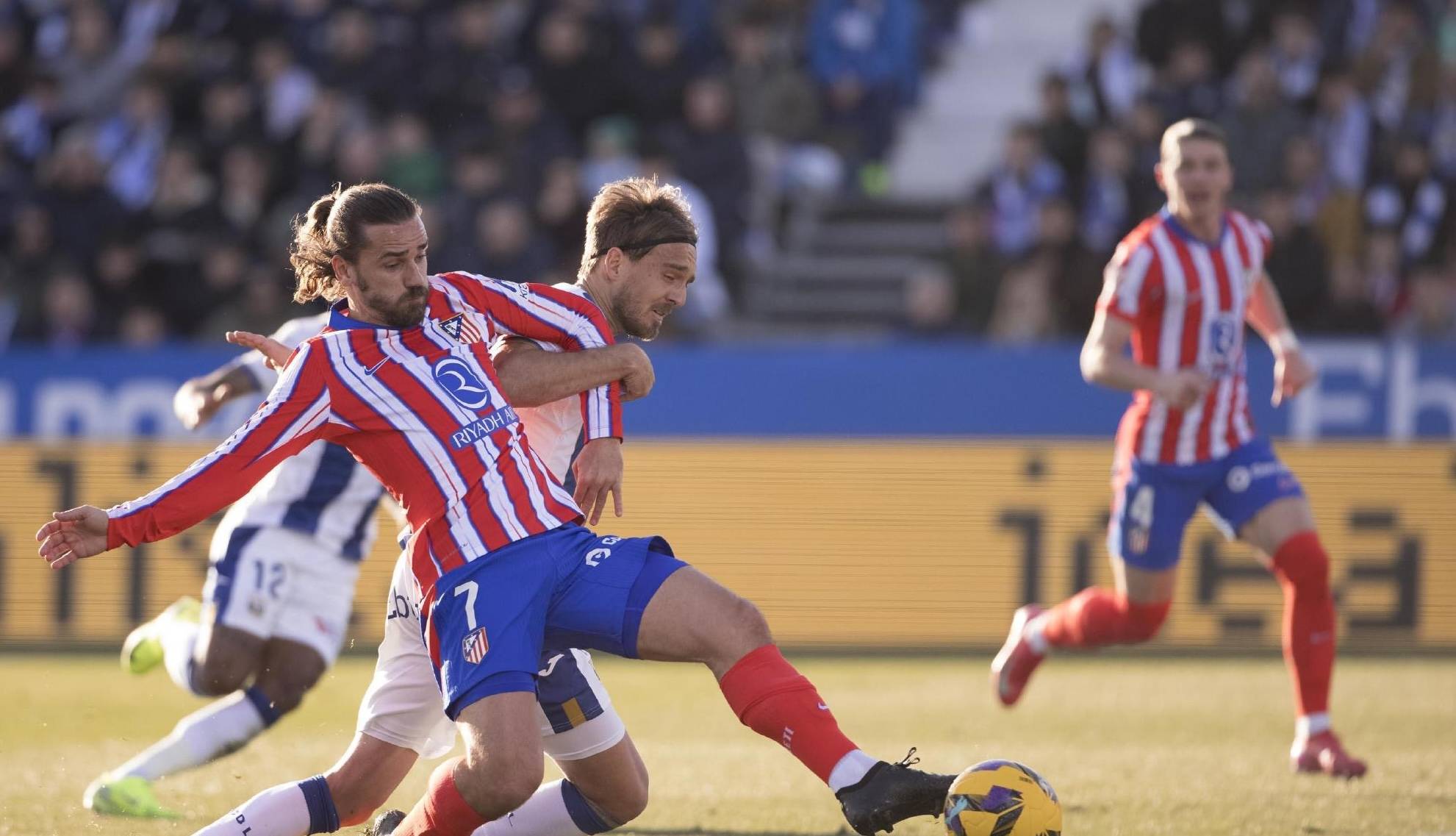 里尔面对法甲联赛领头羊,决心夺胜 里尔面对法甲联赛领头羊,决心夺胜