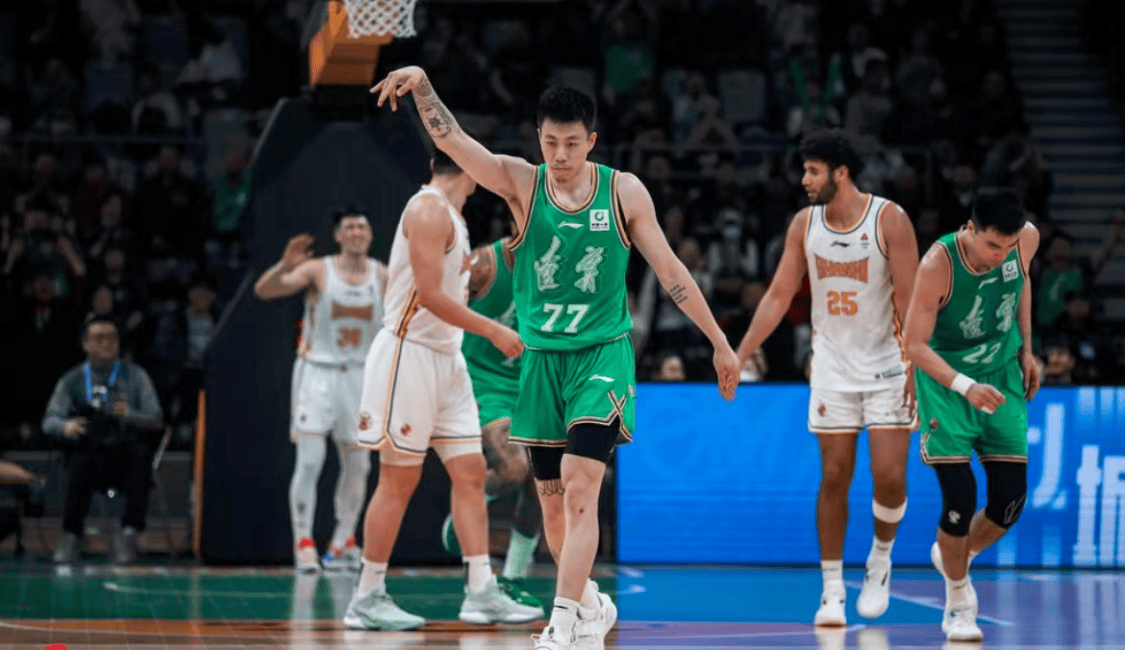 关于助教功不可没,为球队取得胜利立下汗马功劳的信息 关于助教功不可没,为球队取得胜利立下汗马功劳的信息