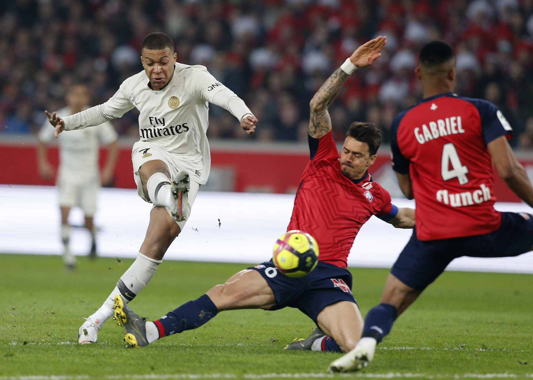 od体育vip注册-包含欧预赛淘汰赛开启序幕，球队实力角逐一触即发的词条