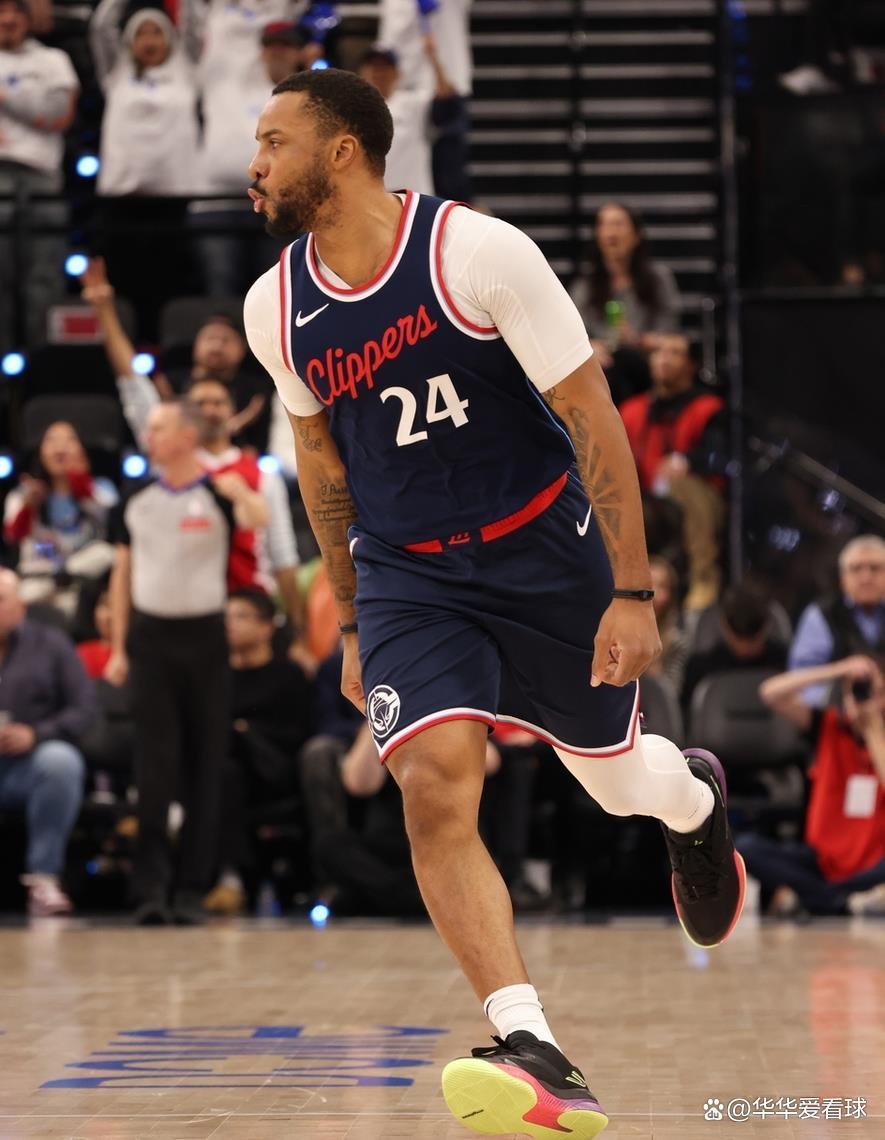 快船负灰熊近战失利,季后赛机会蒙上阴影的简单介绍 快船负灰熊近战失利,季后赛机会蒙上阴影的简单介绍