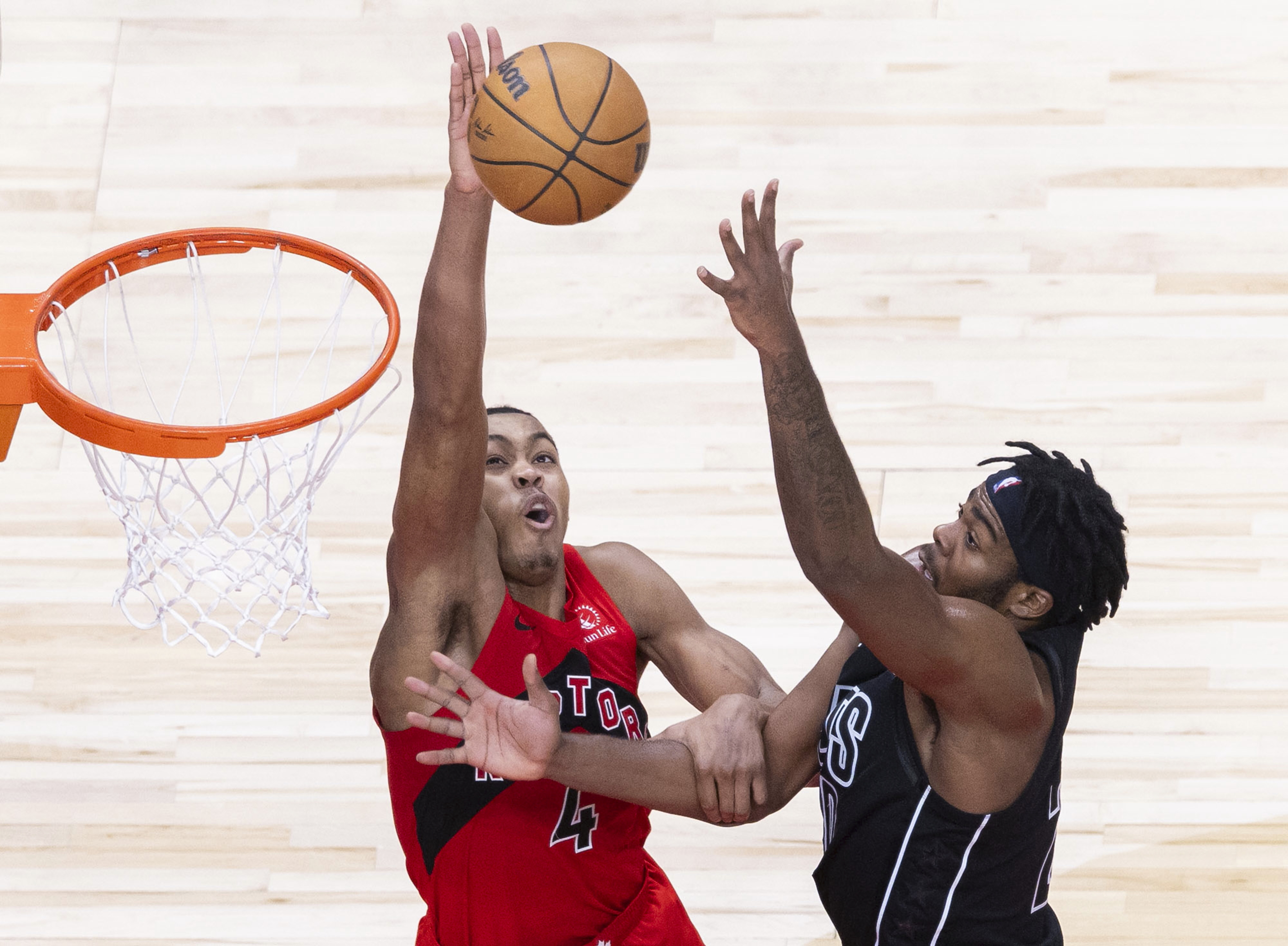 od体育链接-猛龙主场大胜骑士，领先优势