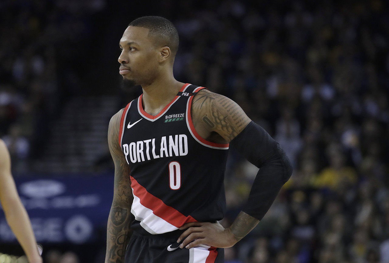 od体育app下载-战绩下滑，开拓者主教练辞职