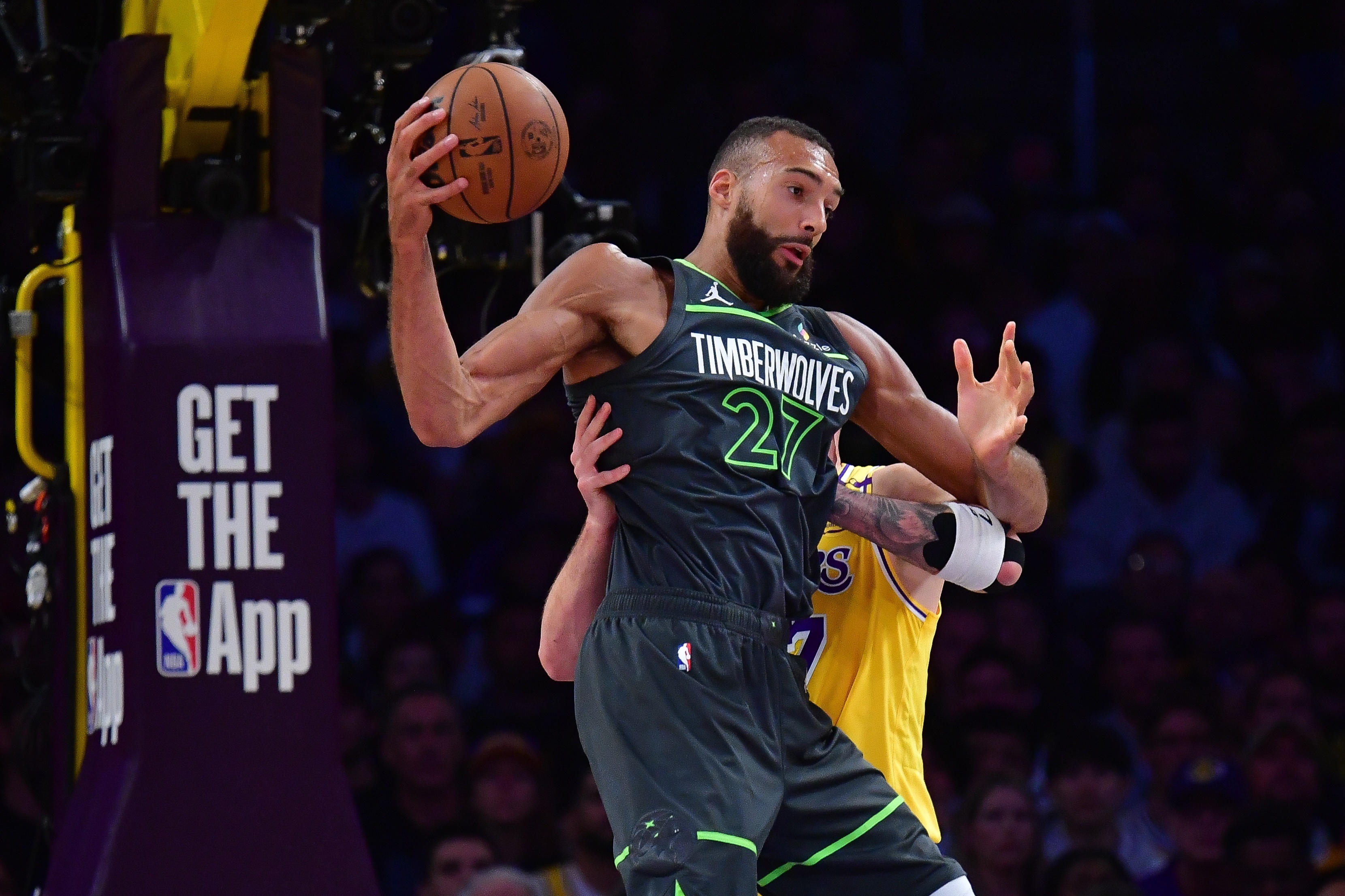 od体育课程-开拓者客场击败森林狼，提升战绩