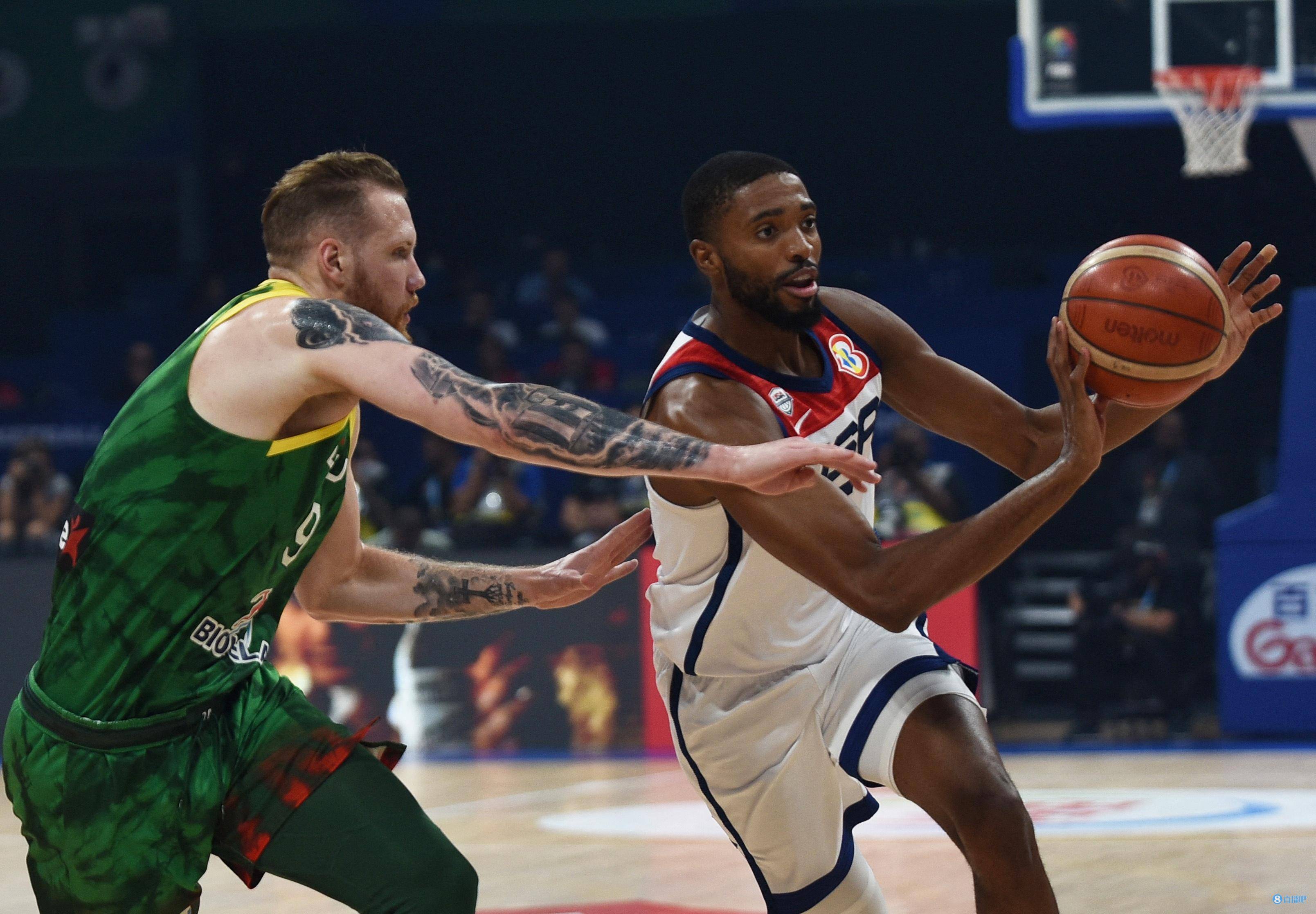 欧洲高水平篮球比赛激烈开打,球迷热情响应 欧洲高水平篮球比赛激烈开打,球迷热情响应